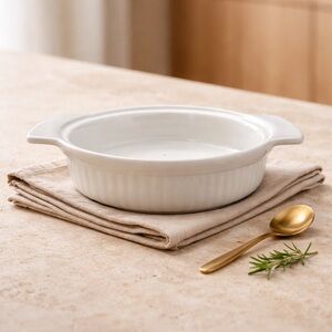 Vintage Anchor Hocking Fire King Milk Glass 1 Qt Casserole Dish